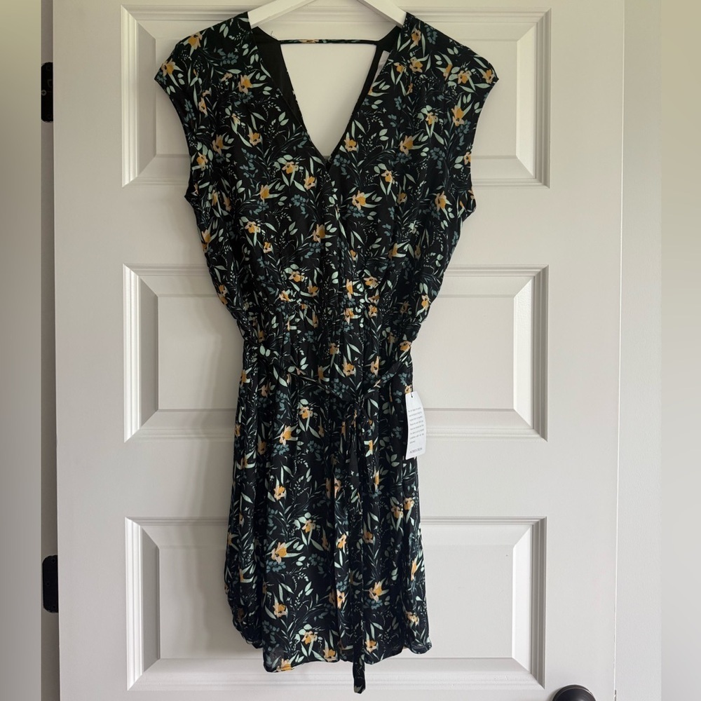 DR2 Floral Dress NWT